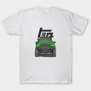 4Runner TRD Offroad adventures - Green Essential T-Shirt